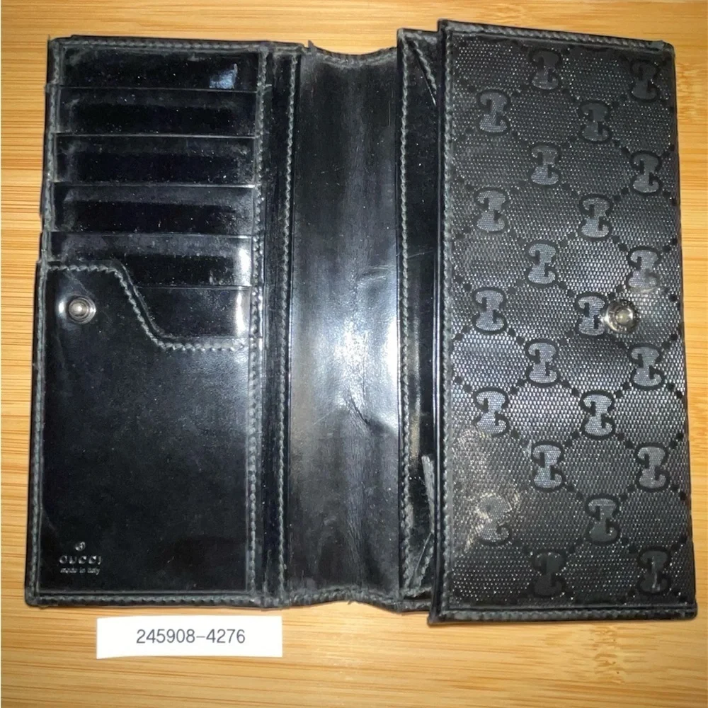 Gucci Bifold Long Wallet Guccissima GG logo wallet